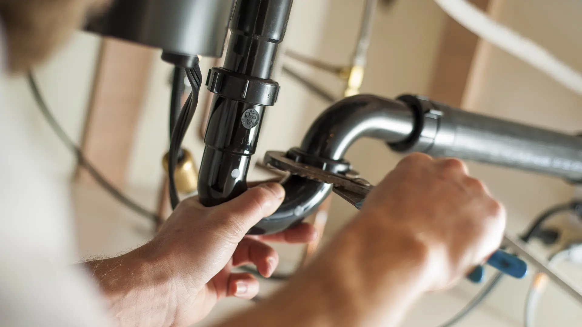 plumbing services in Dubai